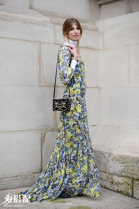 長裙+高領(lǐng)衫(T恤)