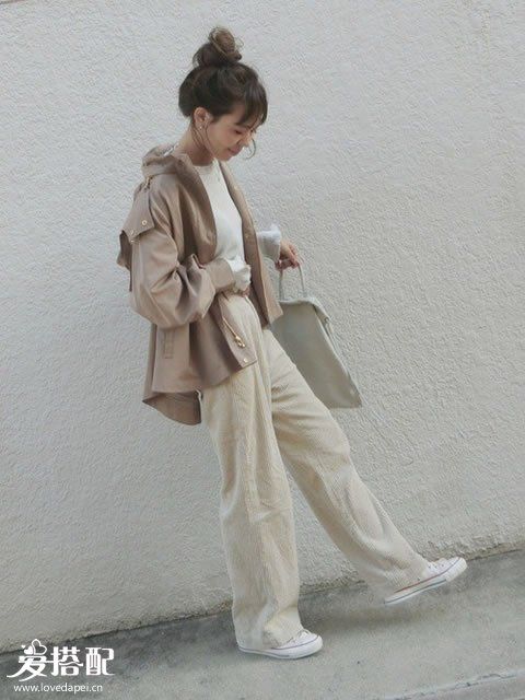 春季米色小清新穿搭，秒變氣質(zhì)鄰家女孩