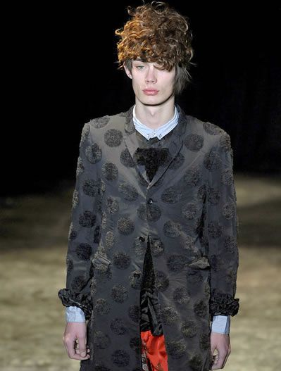 川久保玲2011Fall 頹廢的流浪詩(shī)人